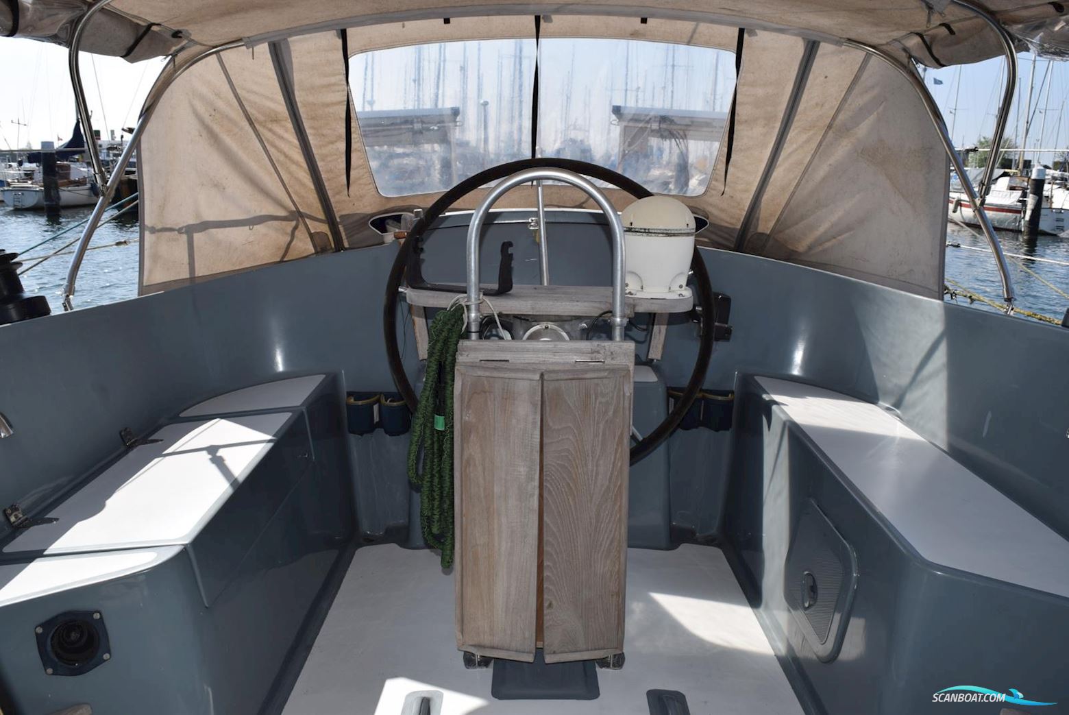 Jeanneau Gin Fizz 38