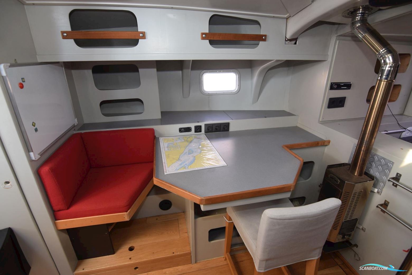 Jeanneau Gin Fizz 38