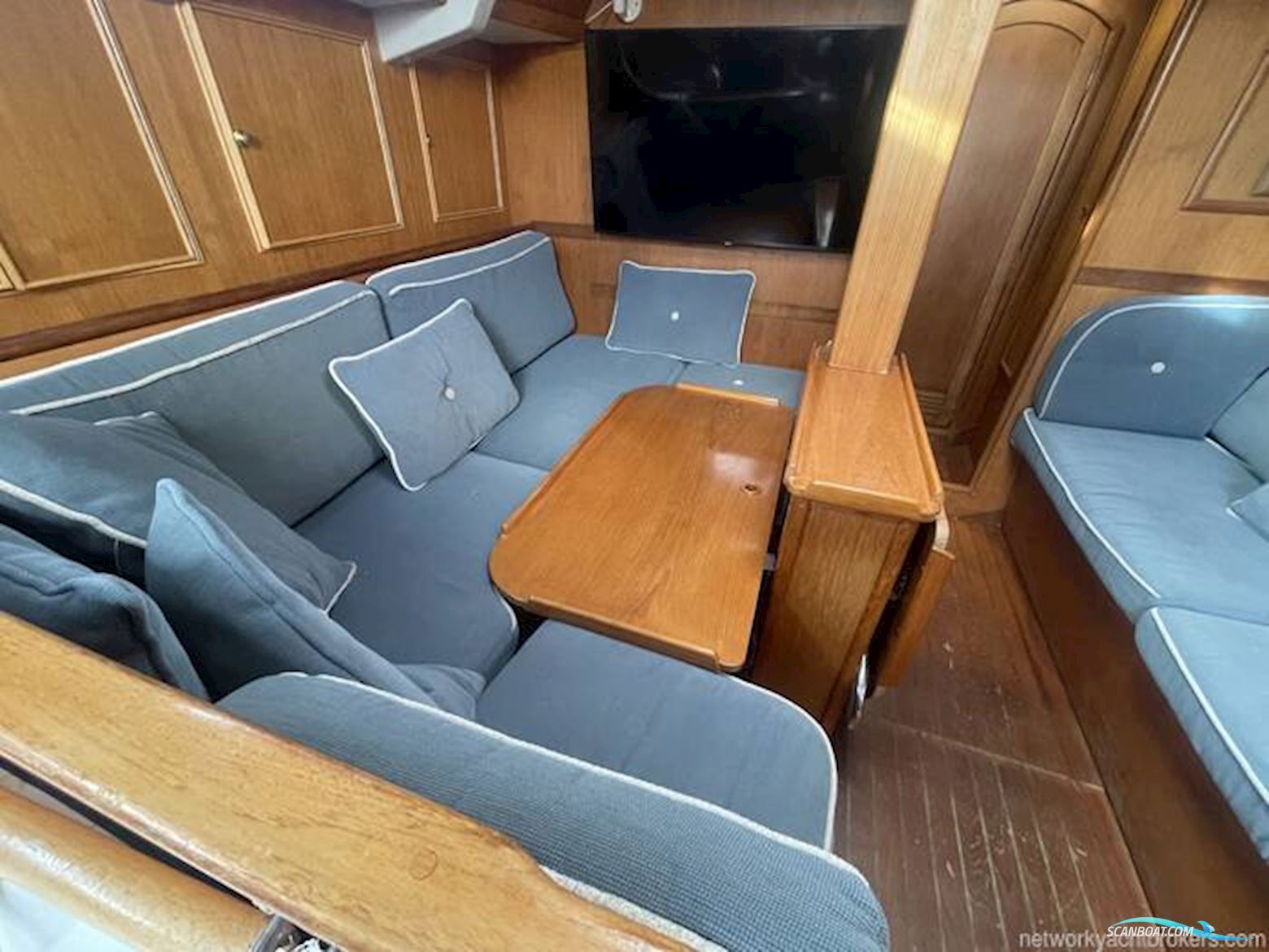 Jeanneau Olympic Sea 42 Sun Legend Hull