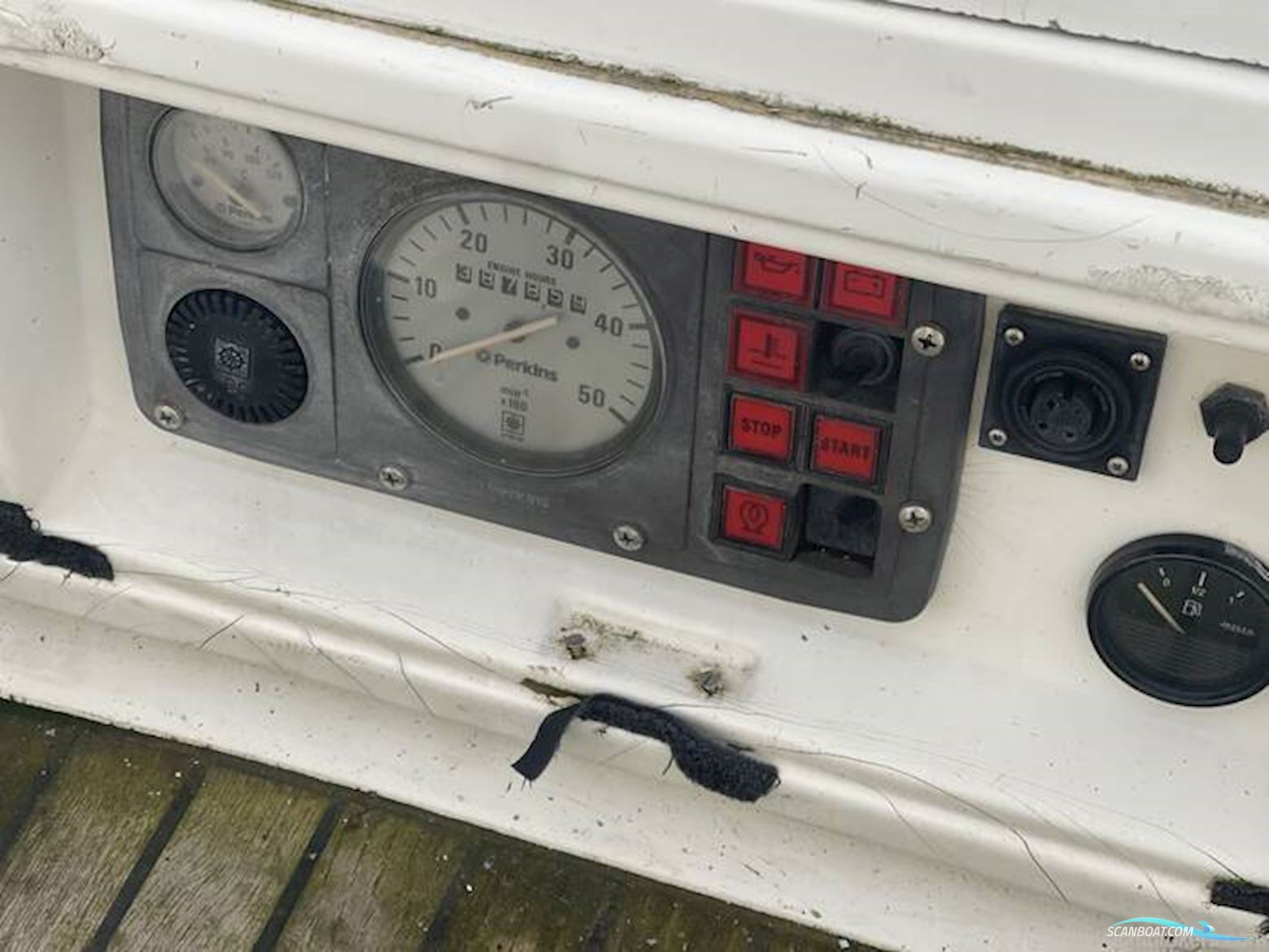 Jeanneau Olympic Sea 42 Sun Legend Hull