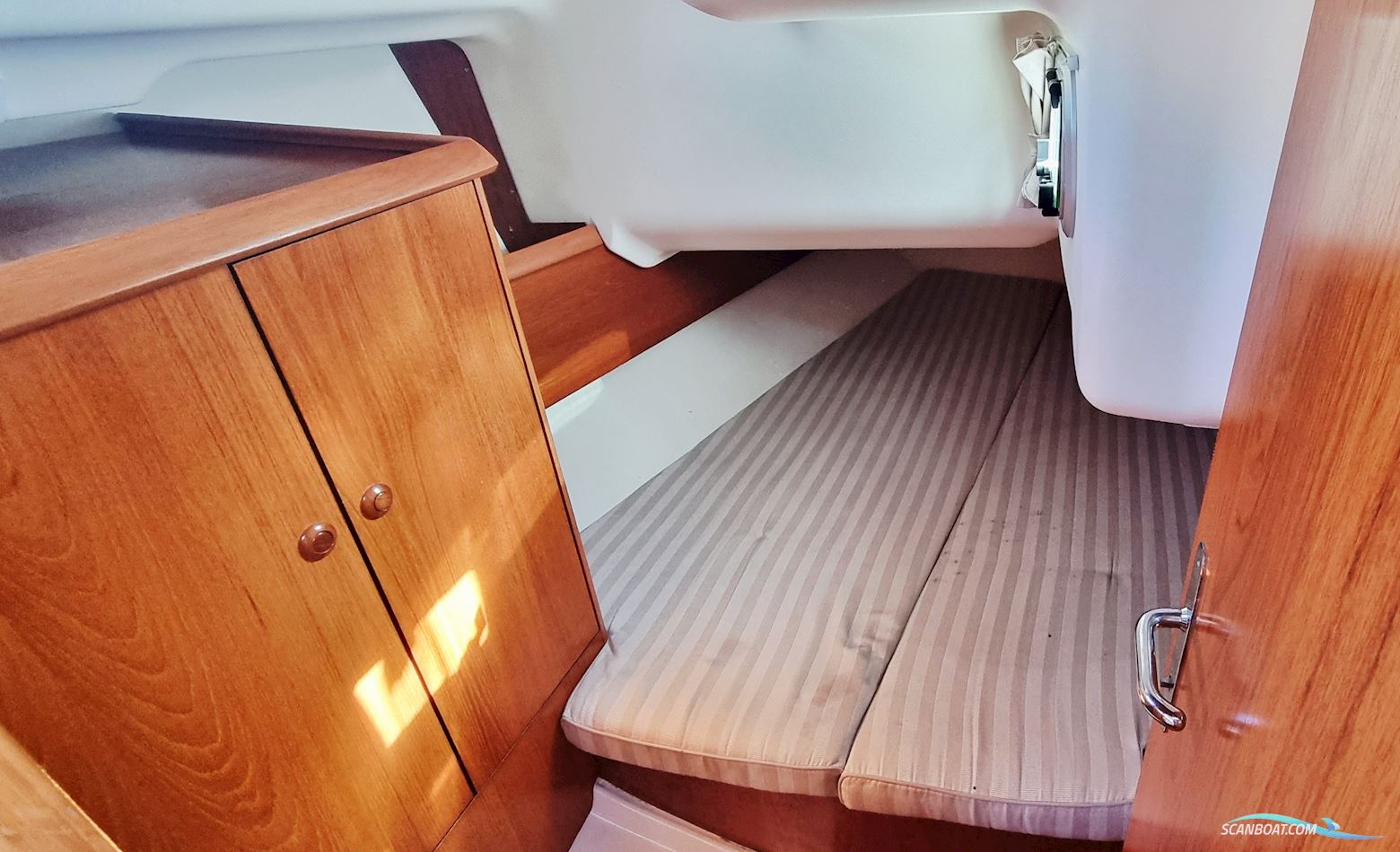 Jeanneau Sun Fast 37 - 3 Cabin