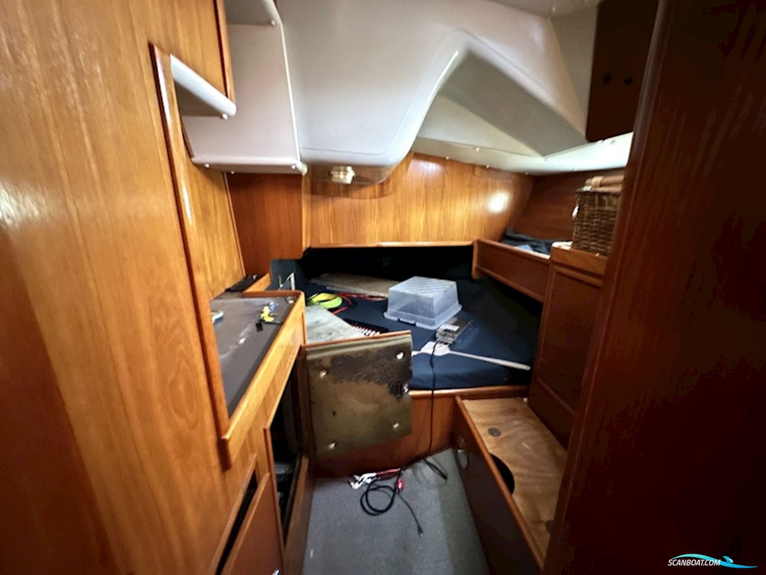 jeanneau sun magic 44