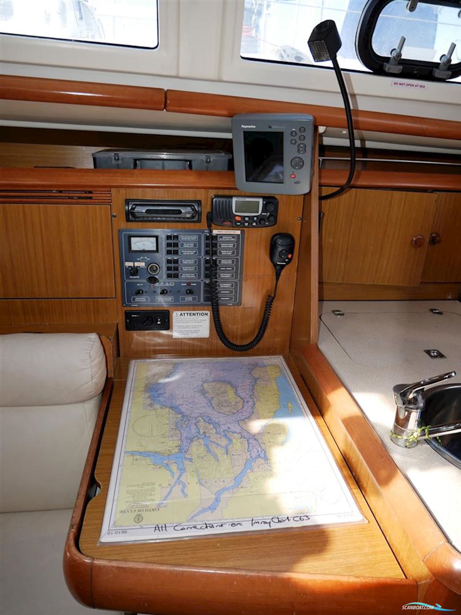 Jeanneau Sun Odyssey 32i