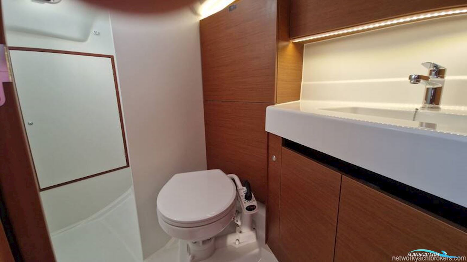 Jeanneau Sun Odyssey 350