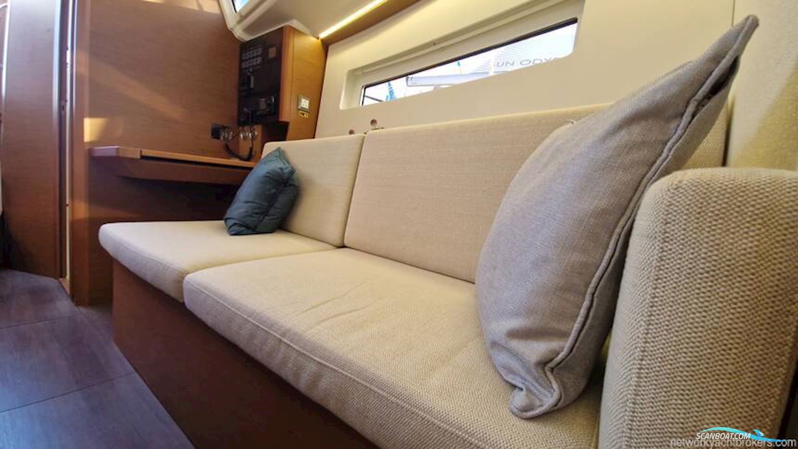 Jeanneau Sun Odyssey 350