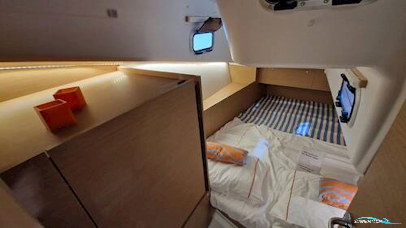 Jeanneau Sun Odyssey 350