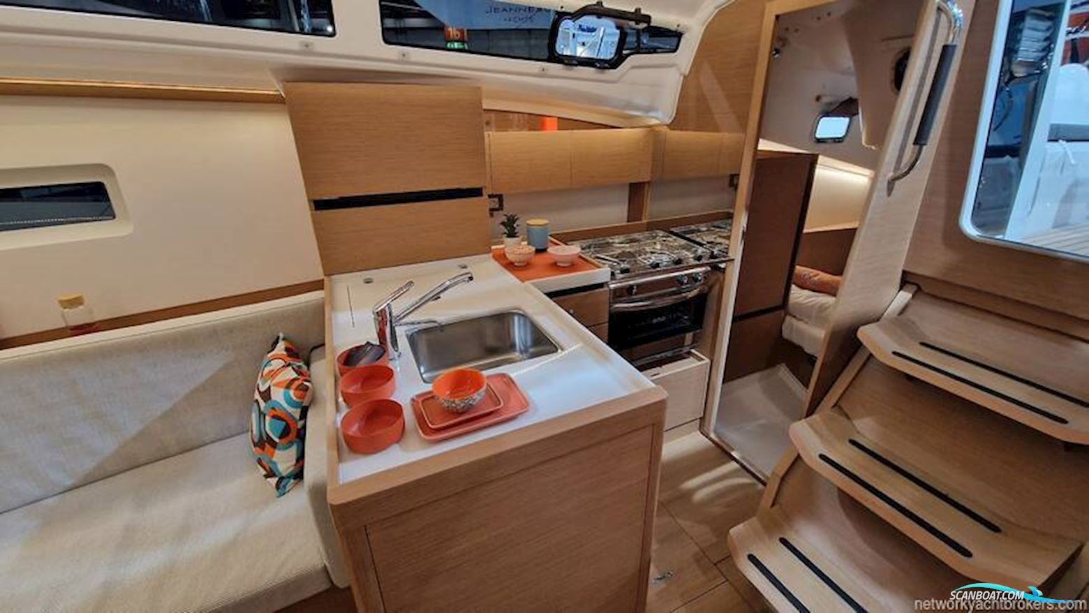 Jeanneau Sun Odyssey 350