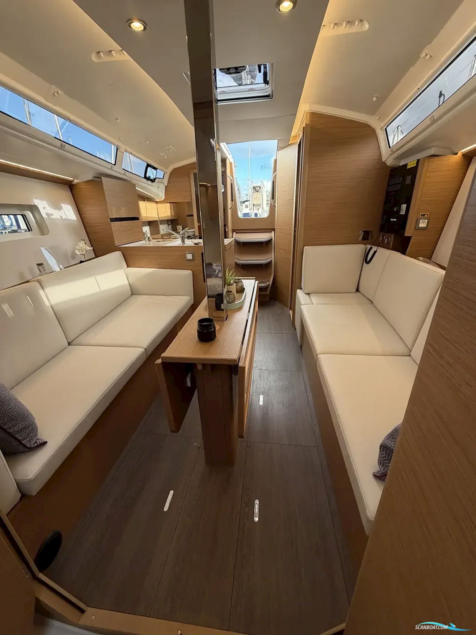Jeanneau Sun Odyssey 350