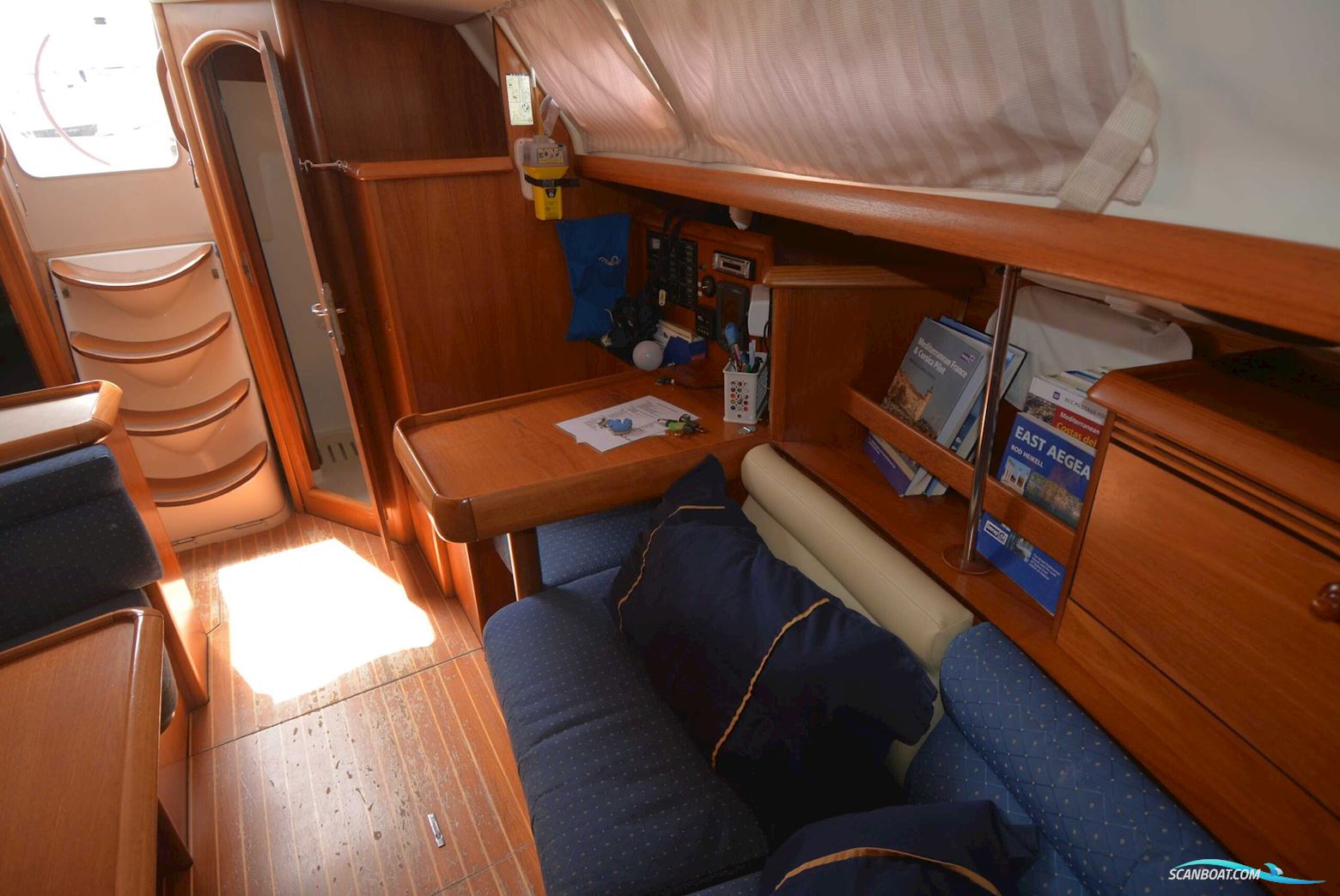 Jeanneau Sun Odyssey 37