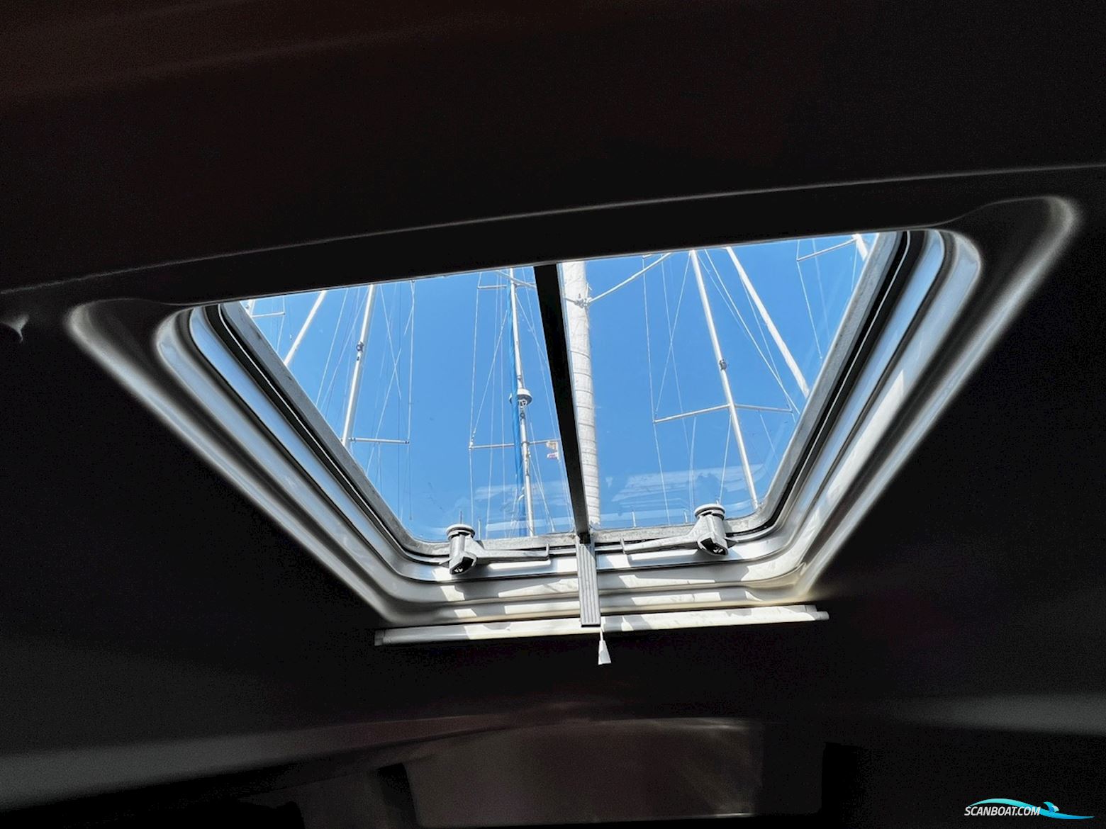 Jeanneau Sun Odyssey 37