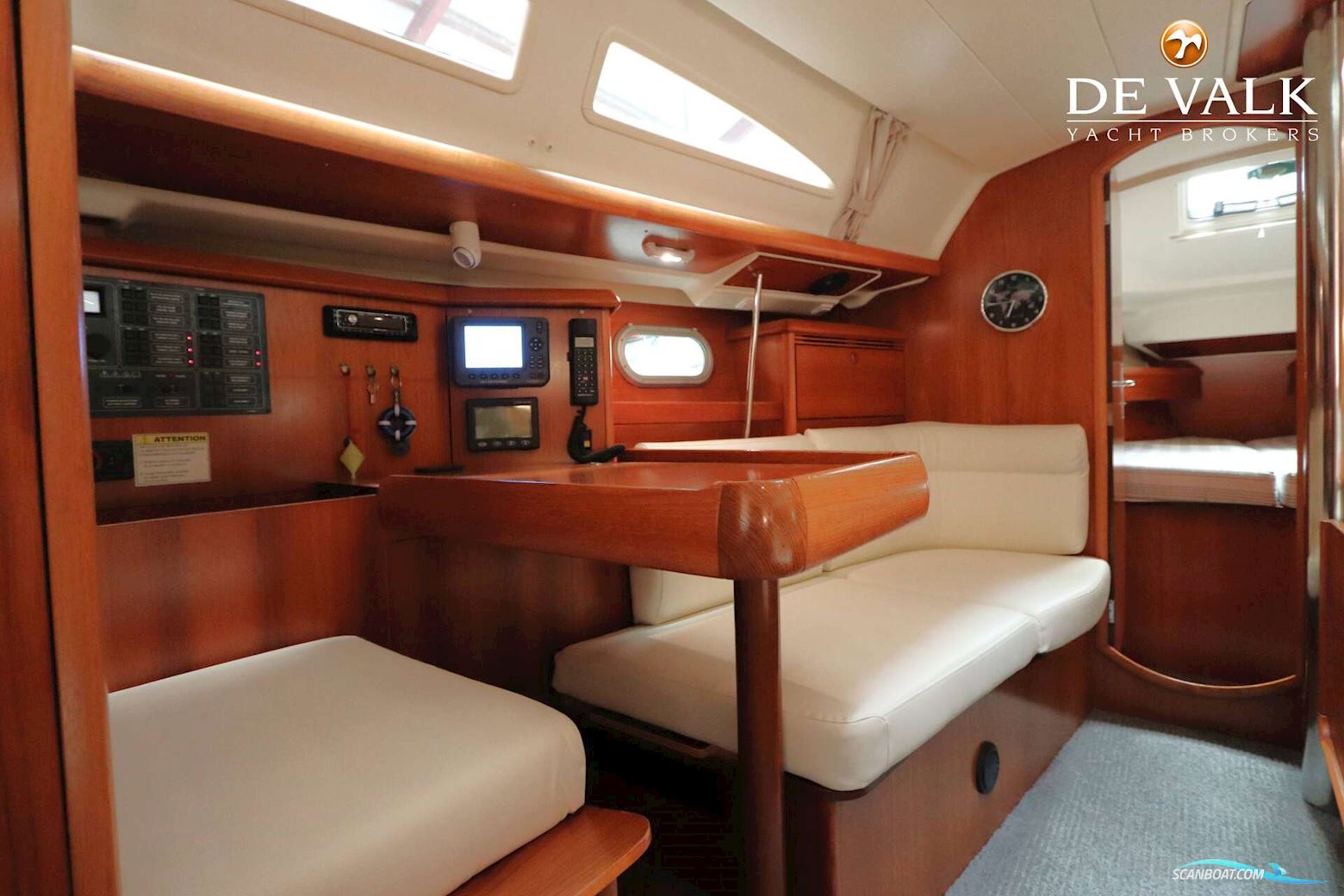 Jeanneau Sun Odyssey 37