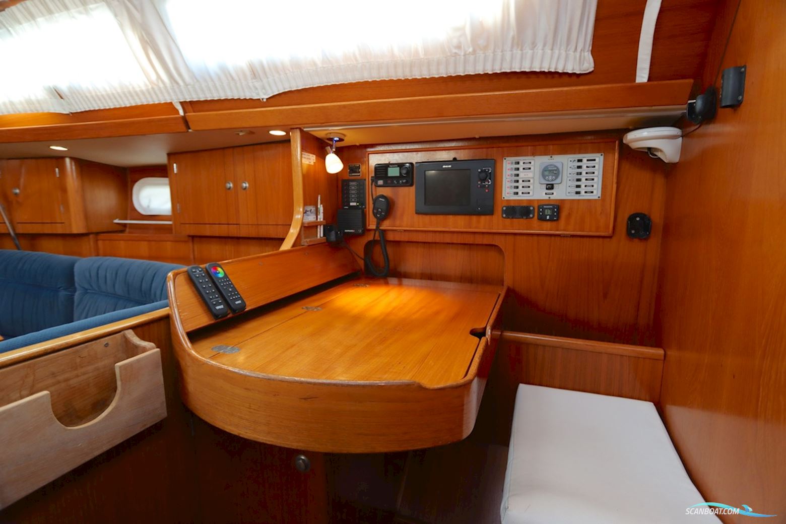 Jeanneau Sun Odyssey 37.1