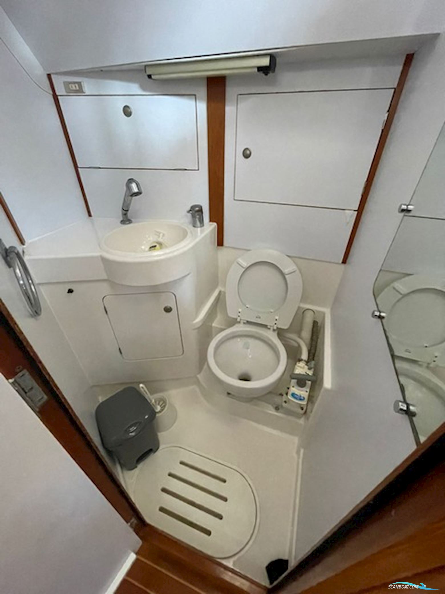 Jeanneau Sun Odyssey 37.2