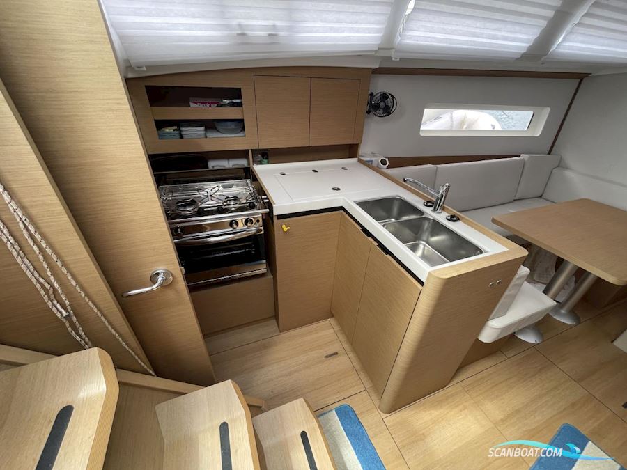 Jeanneau Sun Odyssey 380