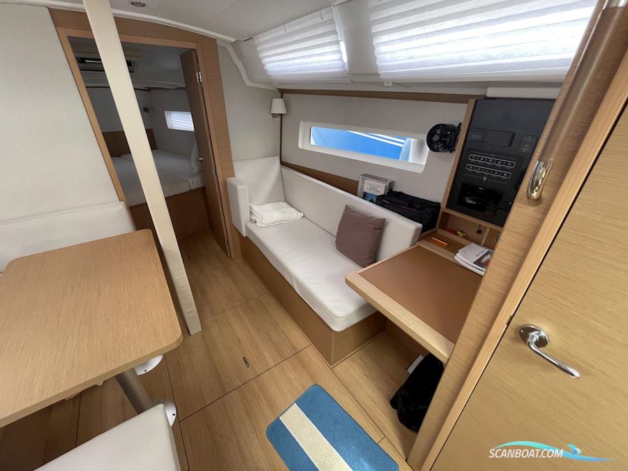 Jeanneau Sun Odyssey 380