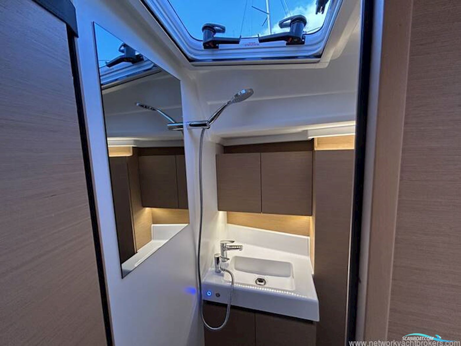 Jeanneau Sun Odyssey 380