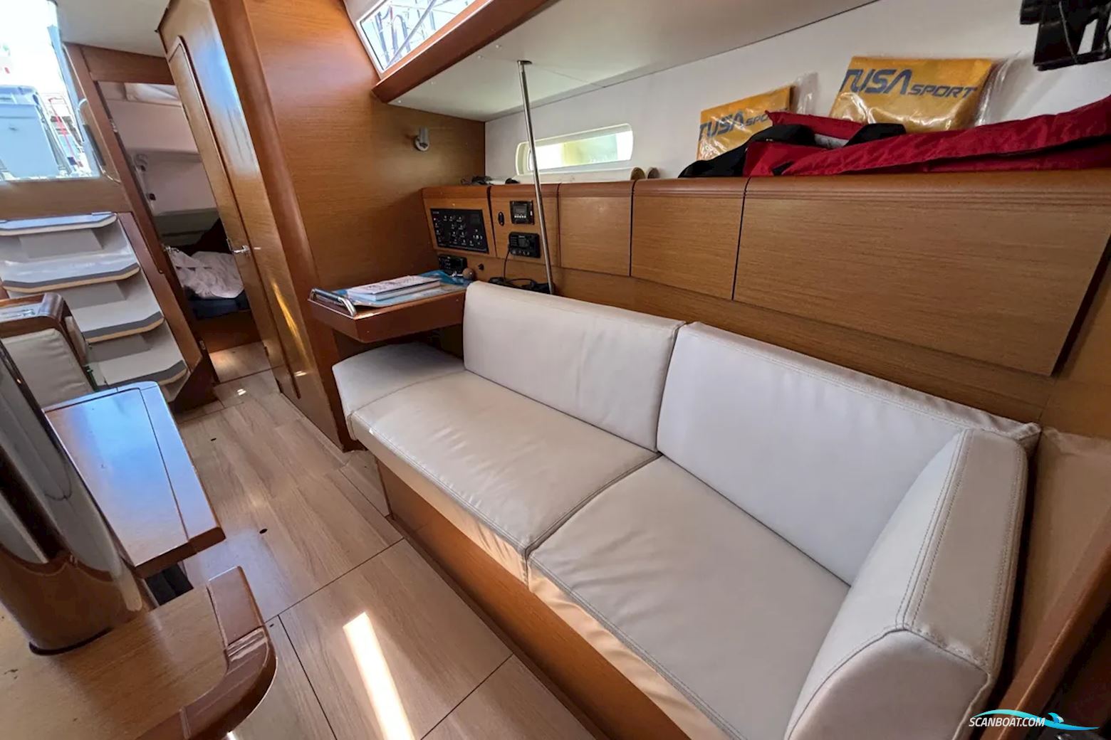 Jeanneau Sun Odyssey 389