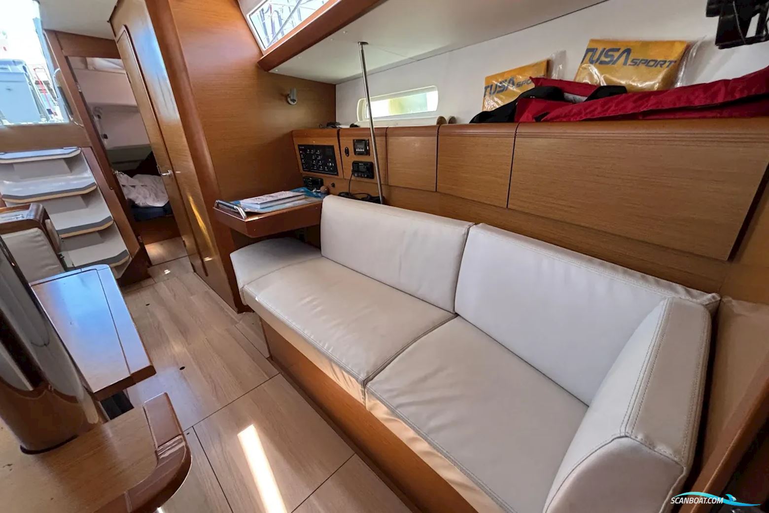 Jeanneau Sun Odyssey 389