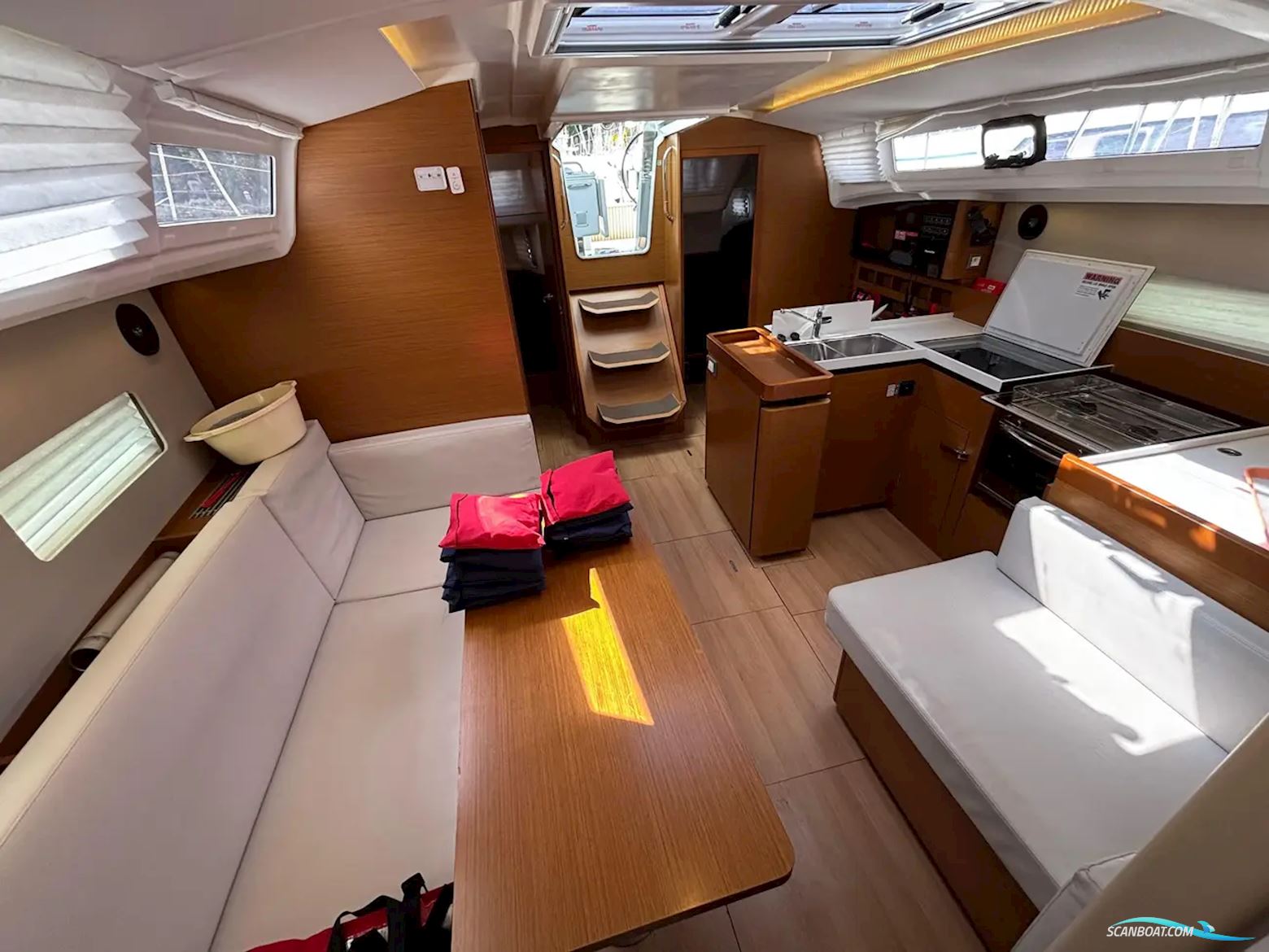 Jeanneau Sun Odyssey 410