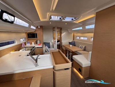 Jeanneau Sun Odyssey 410 Zeilboten 2024, met Yanmar motor, Ierland