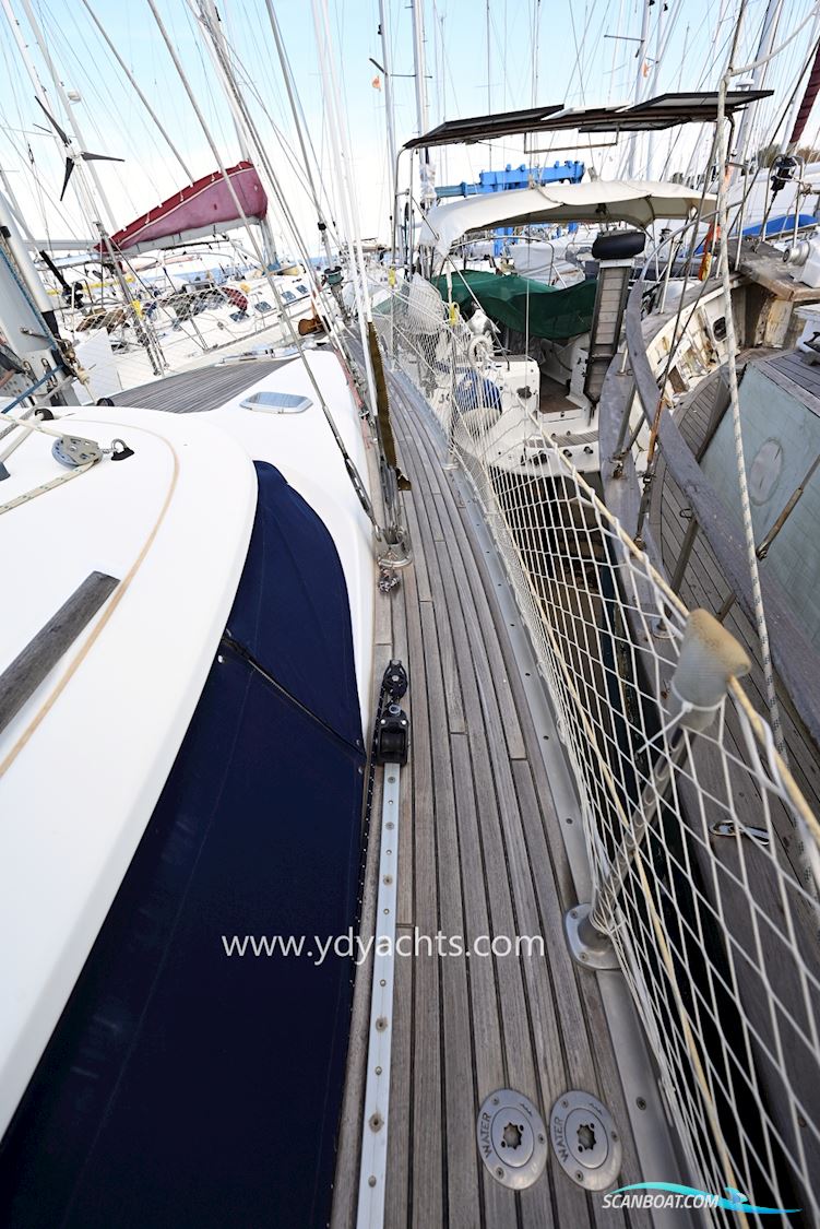 Jeanneau Sun Odyssey 43 DS Legende