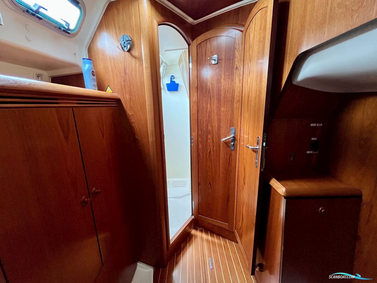 Jeanneau Sun Odyssey 43