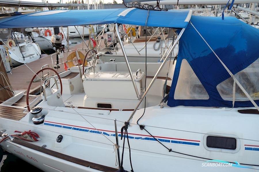 Jeanneau Sun Odyssey 44i Owners Version