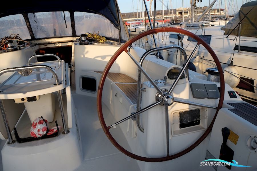 Jeanneau Sun Odyssey 44i Owners Version