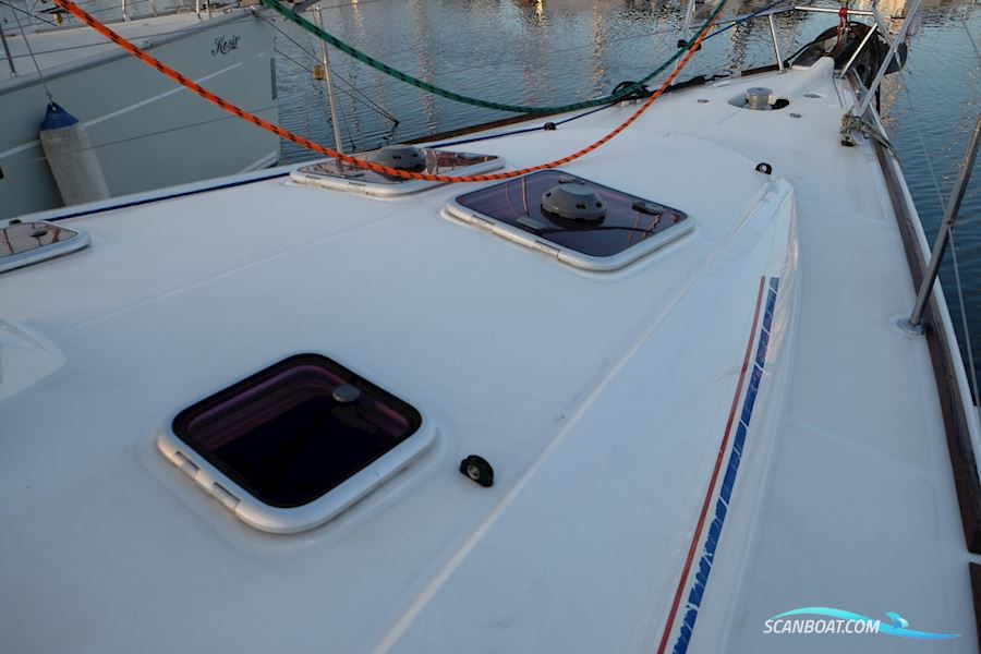 Jeanneau Sun Odyssey 44i Owners Version
