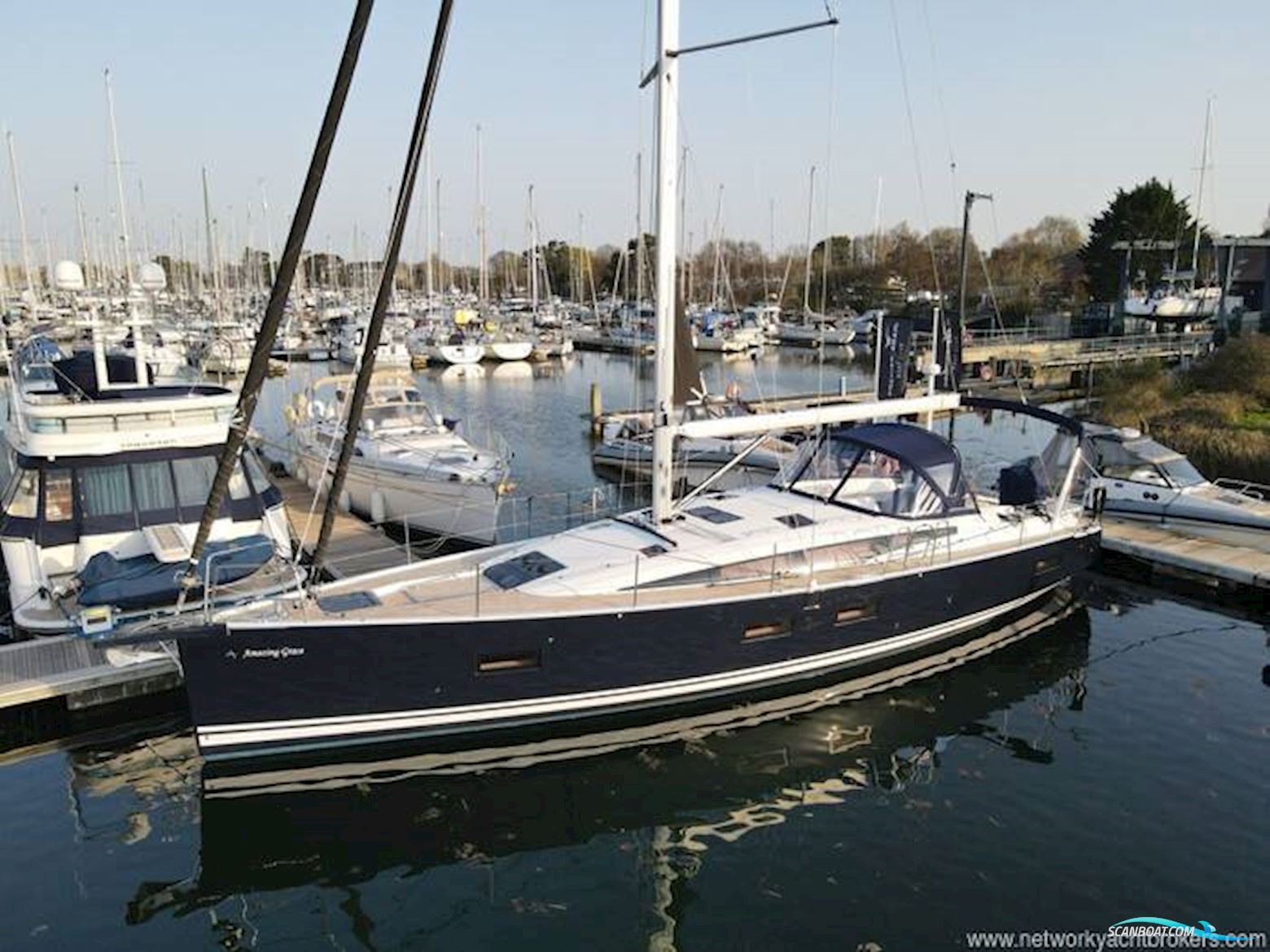 Jeanneau Yacht 54