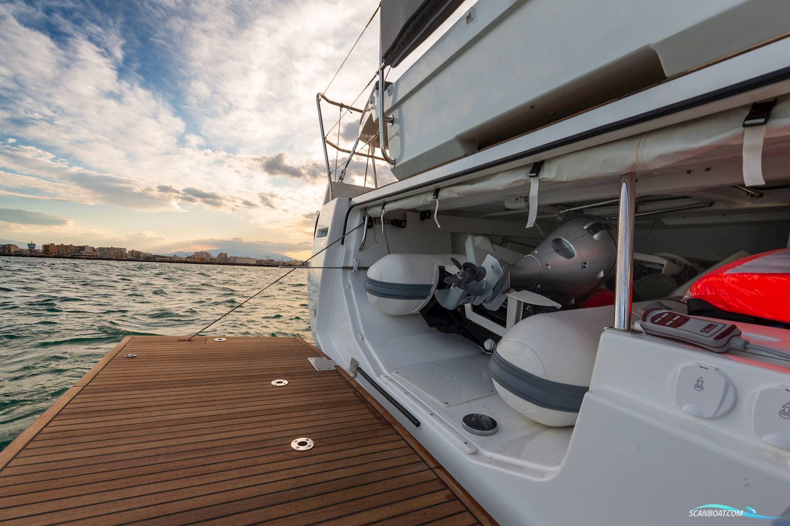 Jeanneau Yacht 60
