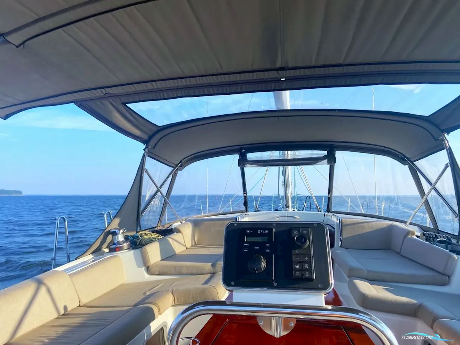 Jeanneau Yachts 58