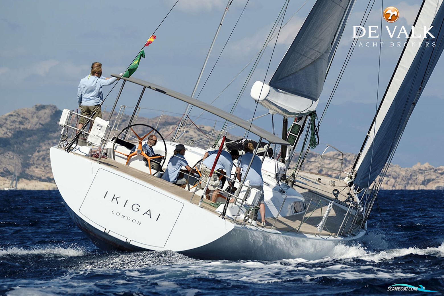 JFA Yachts 82 SY