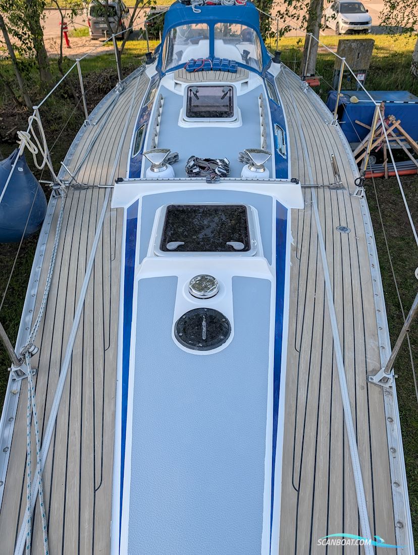 Lady Helmsman GT