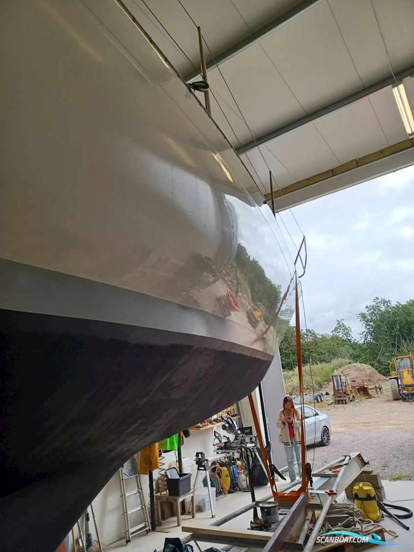 Lady Helmsman