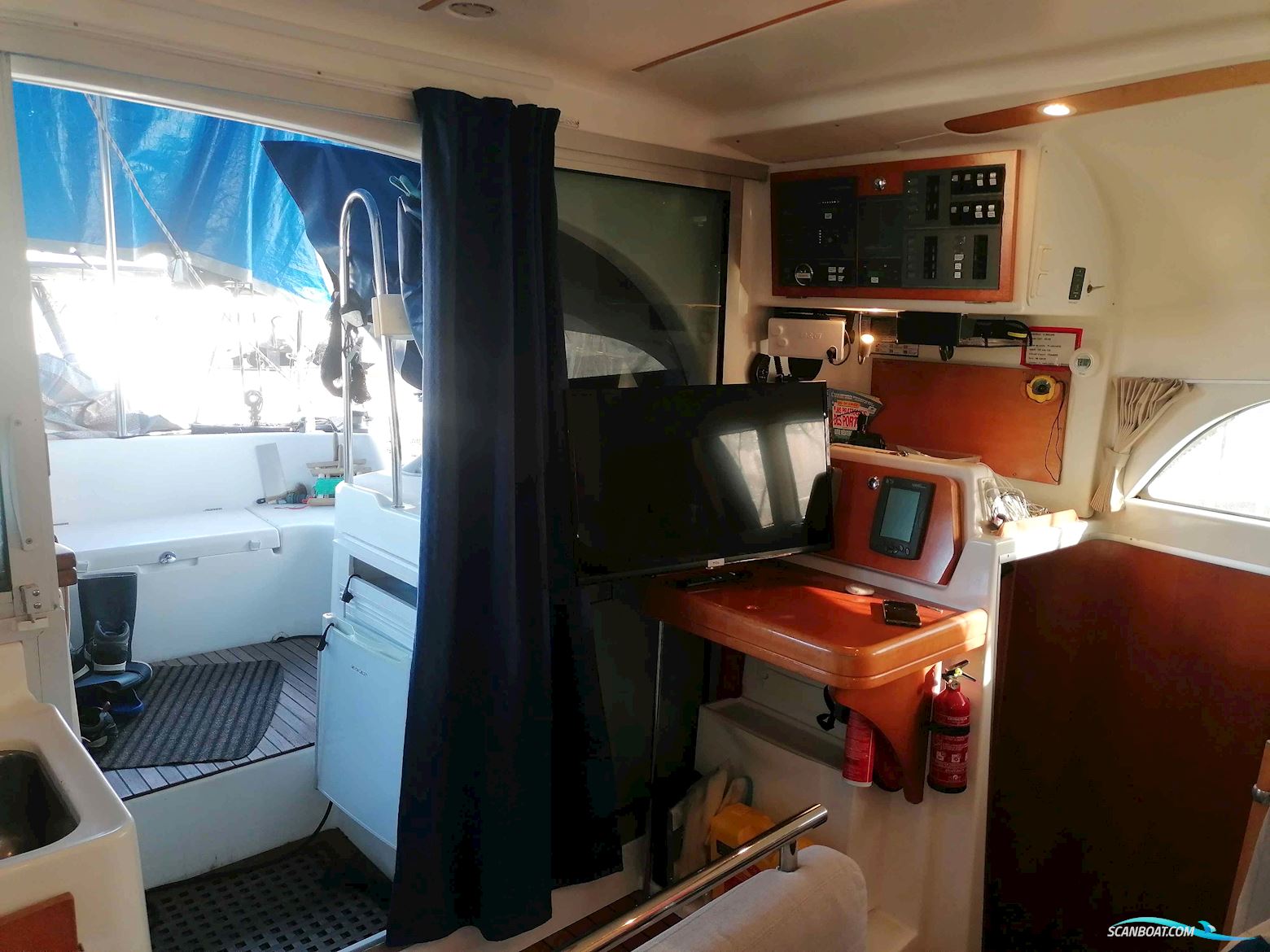 Lagoon 380