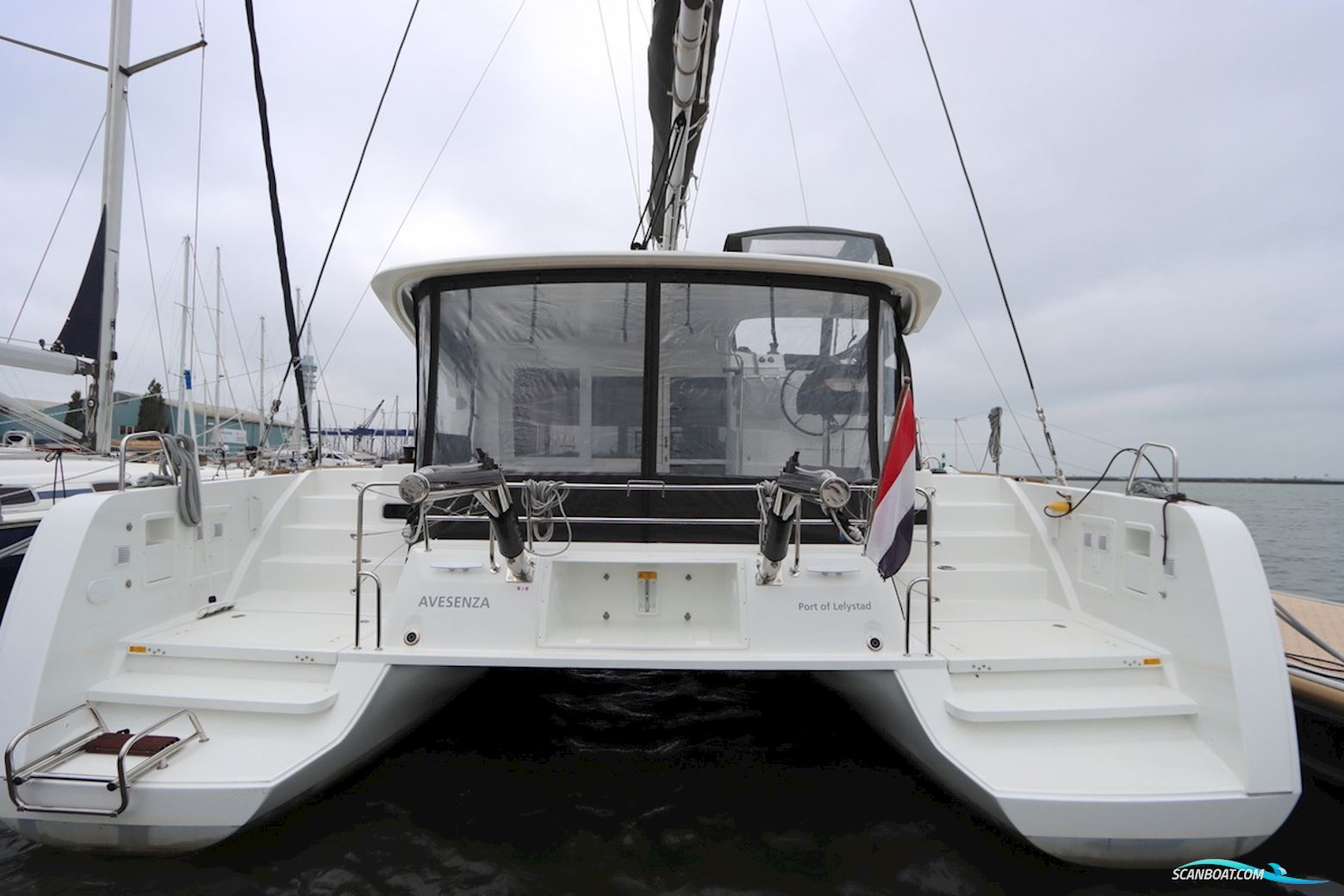 Lagoon 40