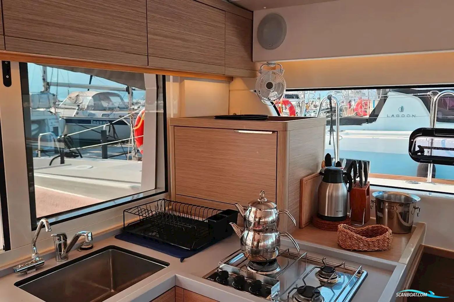 Lagoon 40