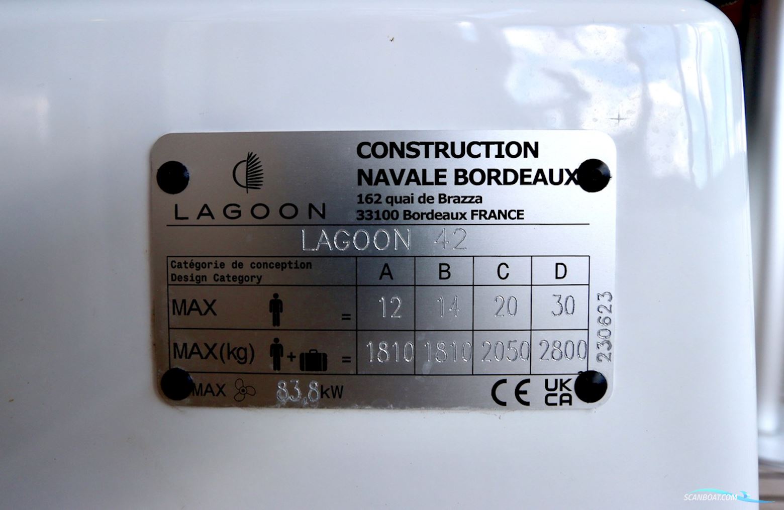 Lagoon 42 Full specs