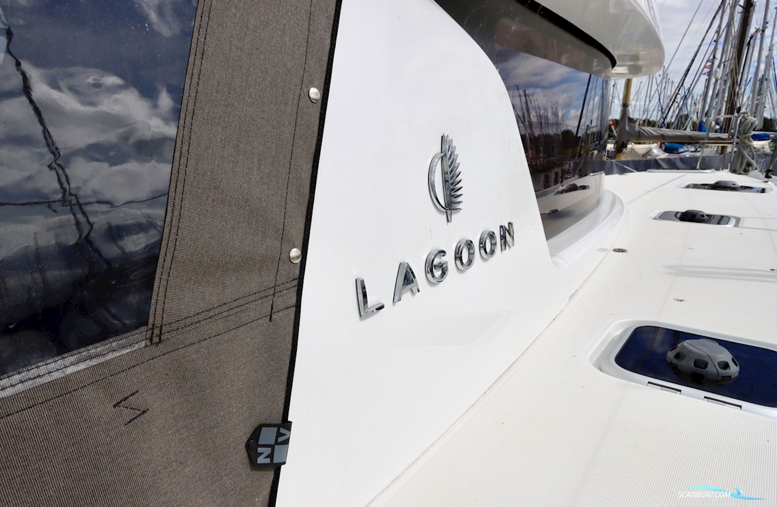 Lagoon 42 Full specs