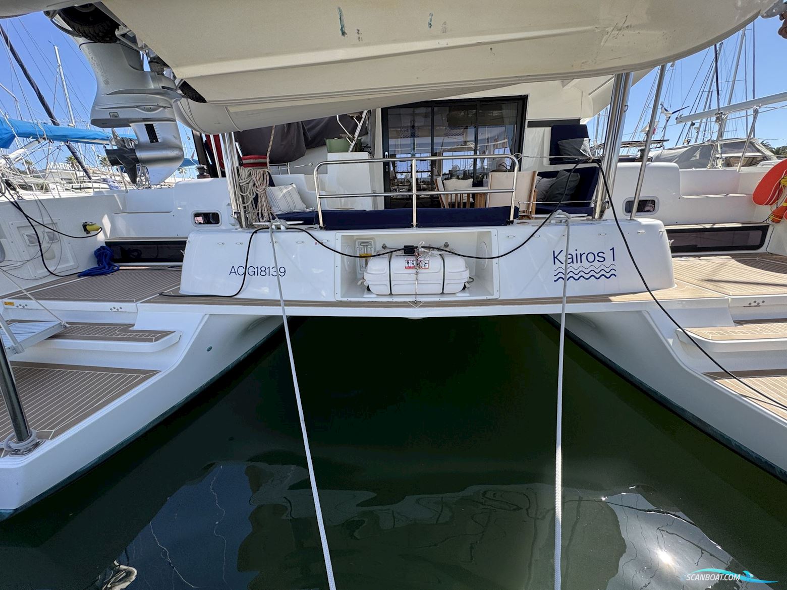 Lagoon 42