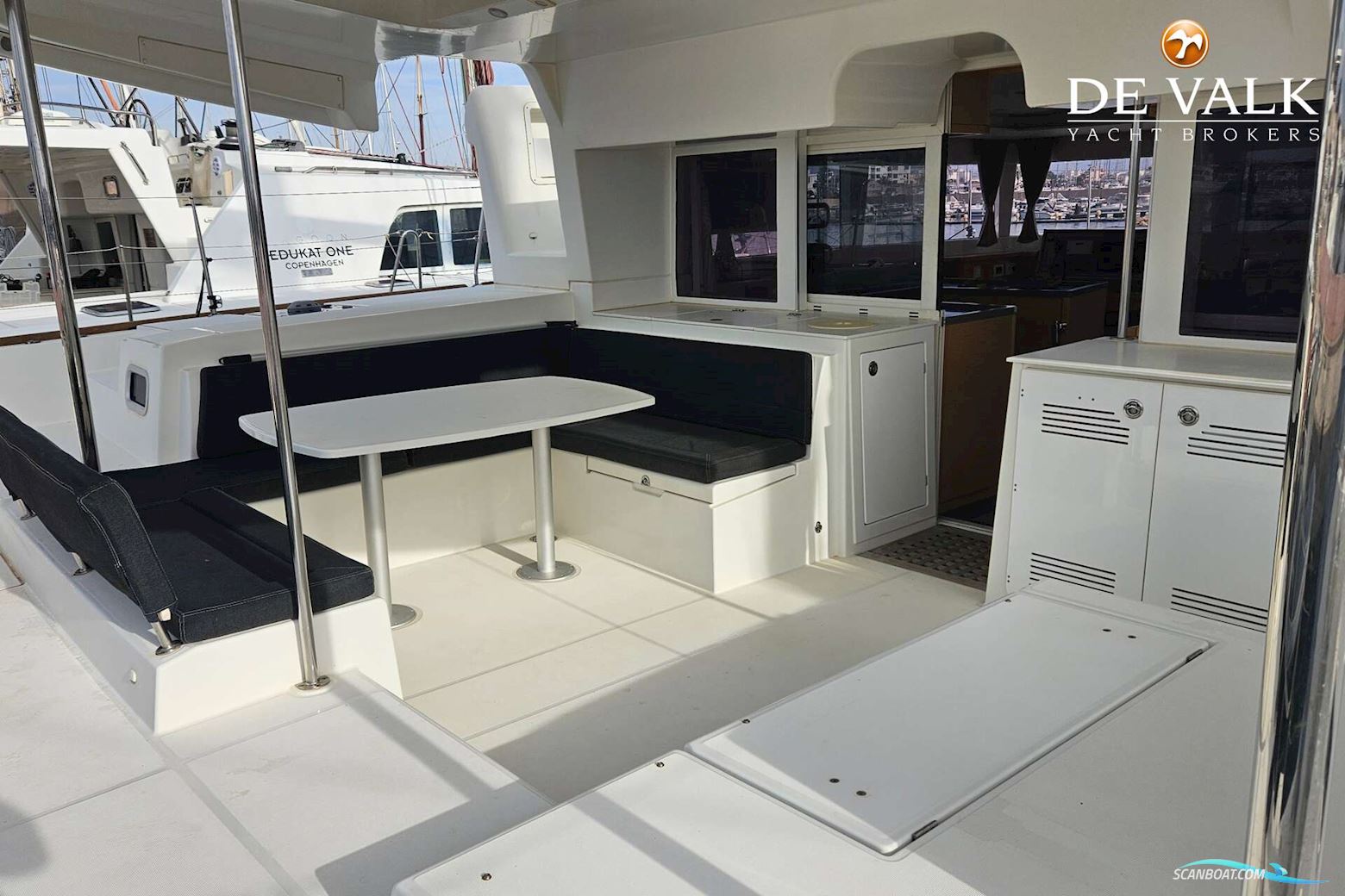 Lagoon 450 Flybridge