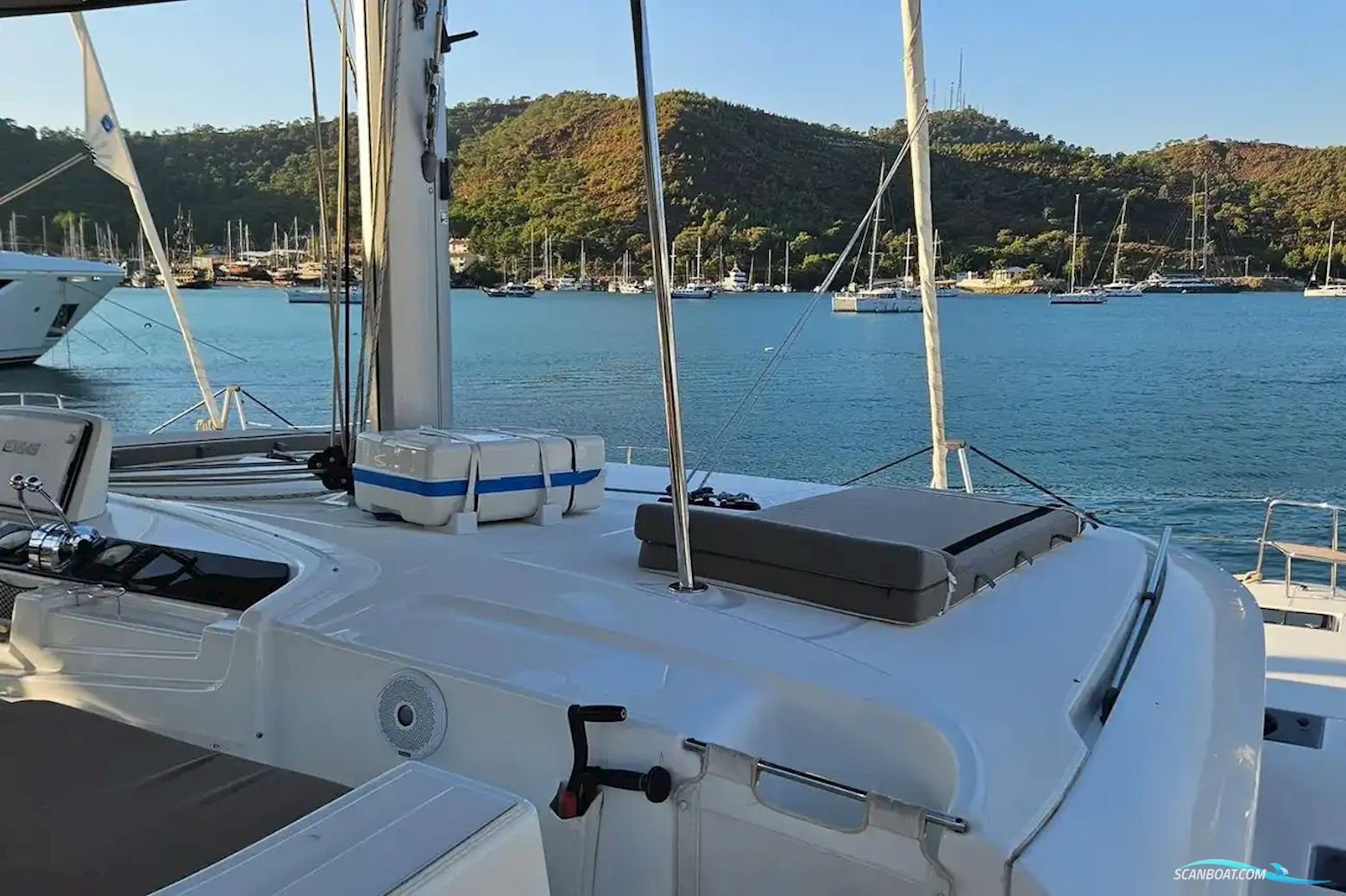 Lagoon 46