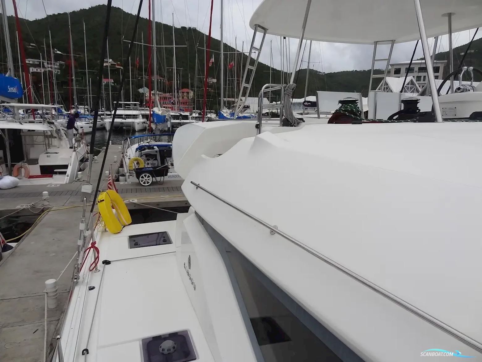 Lagoon 50