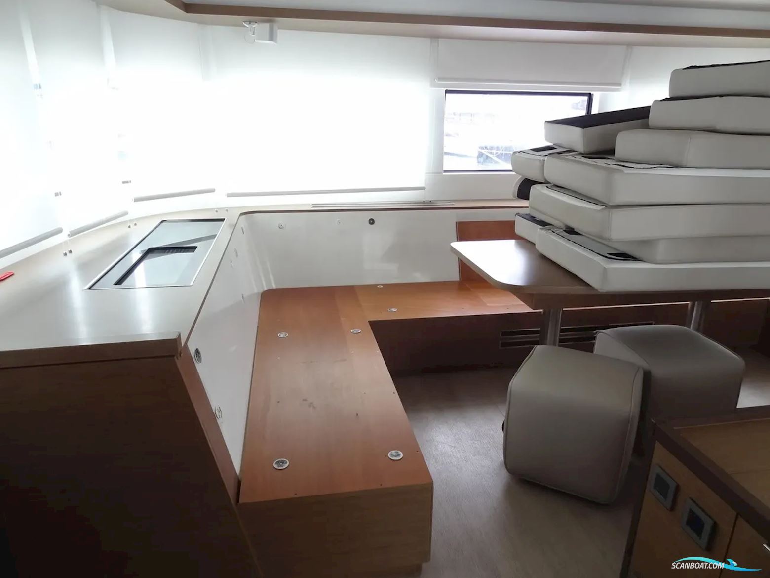 Lagoon 50