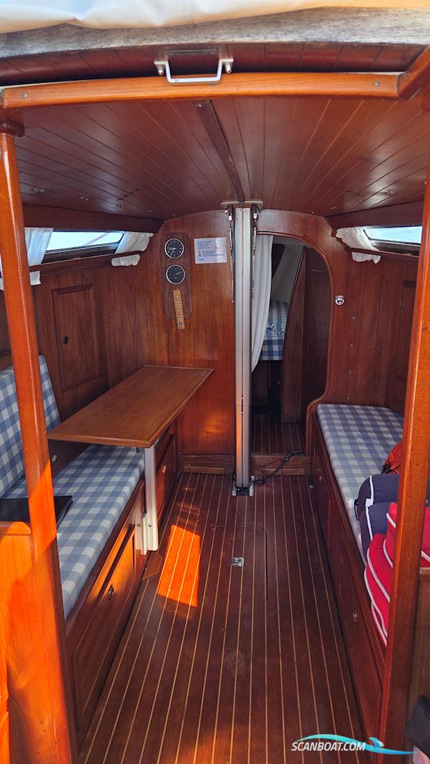 Larsen 28