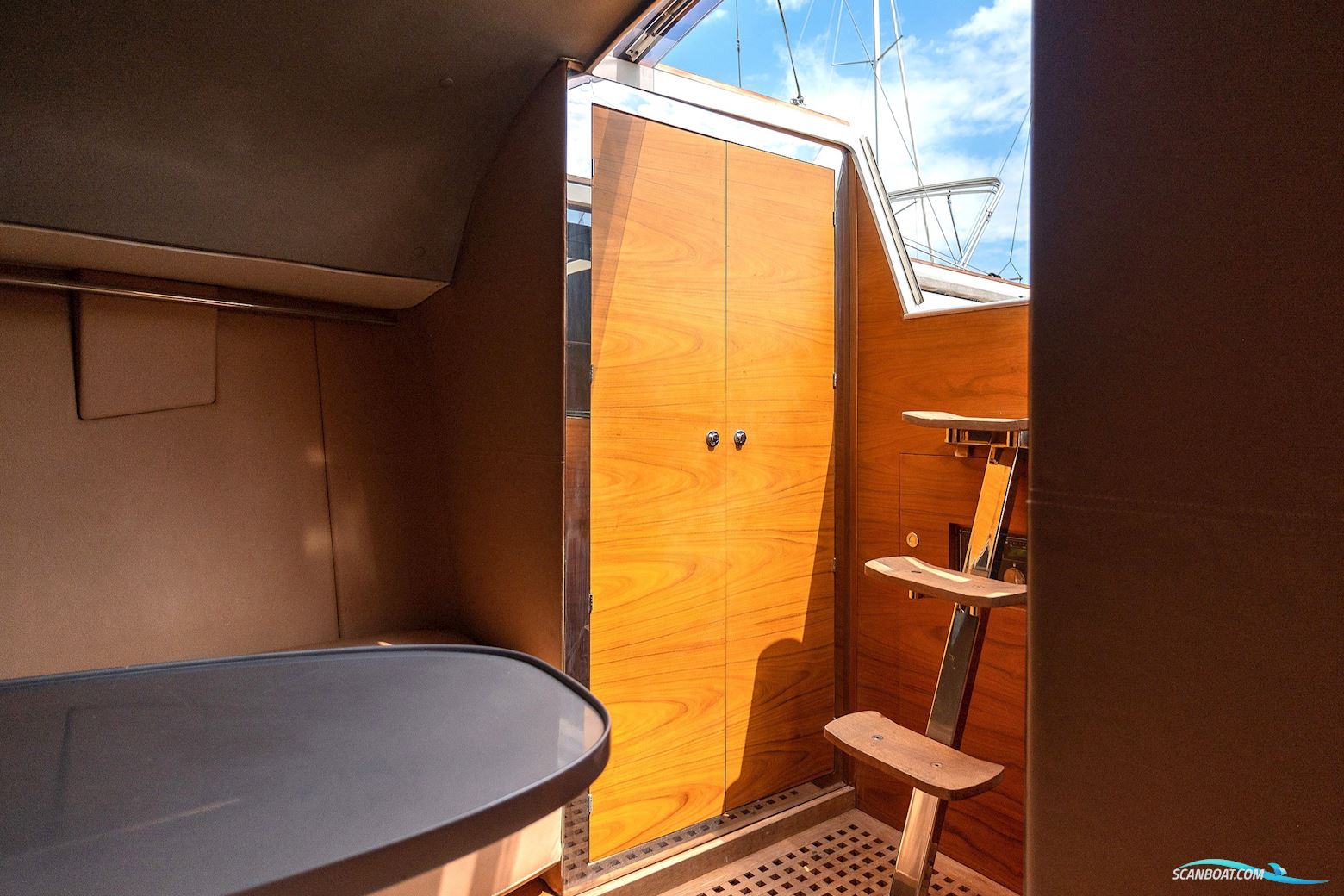 Latitude 46 Tofinou 12