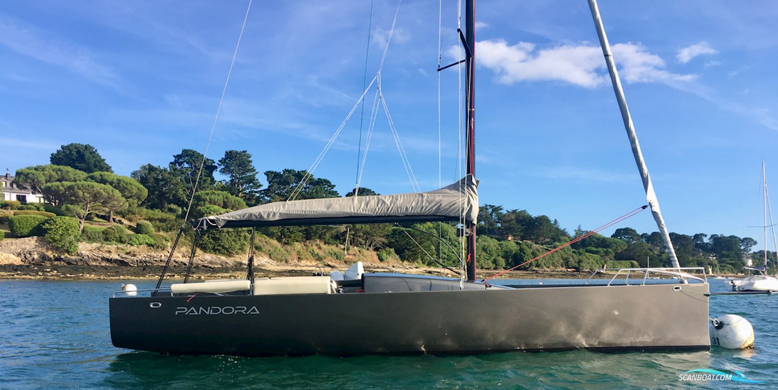 Latitude Alphena One Zeilboten 2008, met Krautler 48 V de 3,5 kW motor, France