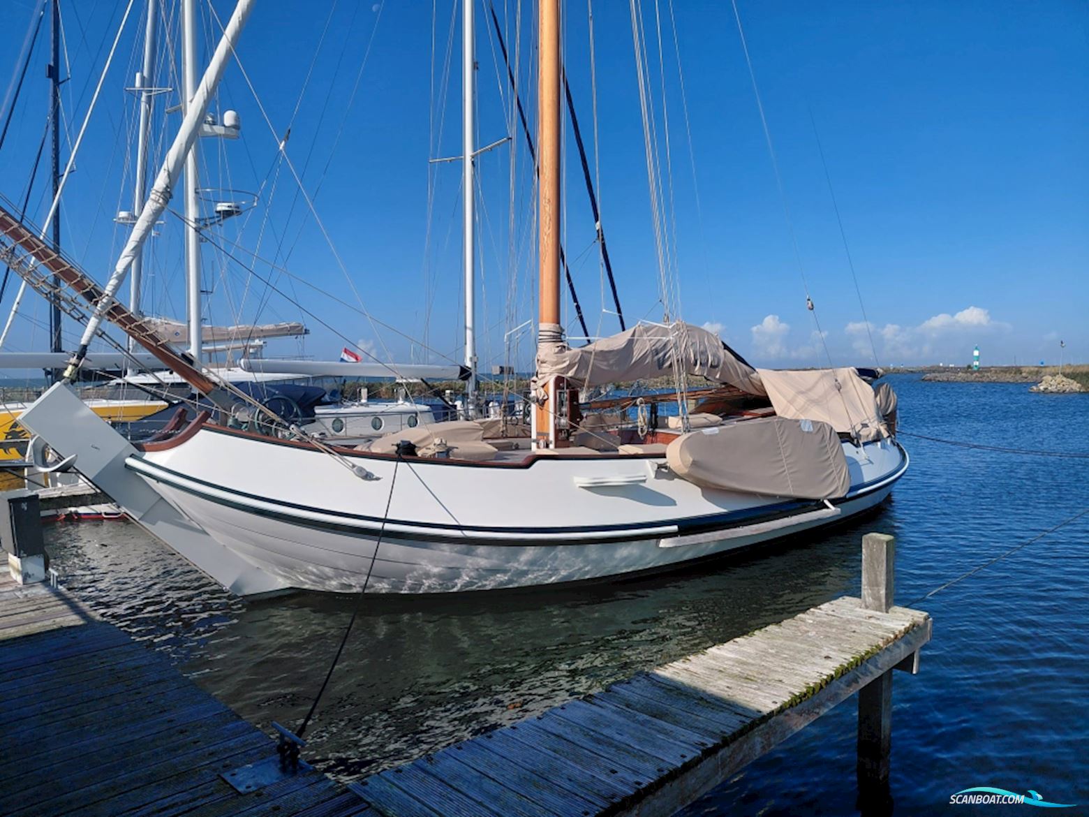 Lemsteraak - Schokker 18.60 Meter Hoek Design