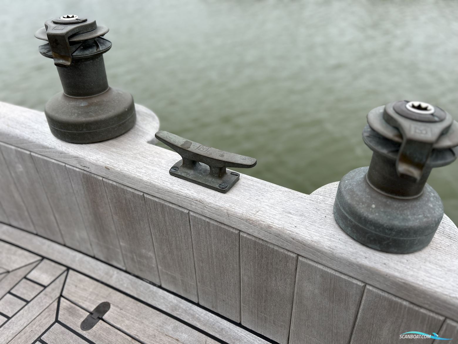 Lemsteraak Beluga Roefuitvoering Jachtuitvoering